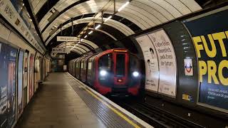 Victoria Line | 2009 Stock arrive into Vauxhall for Wathamstow Central. The Incredible Line..