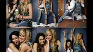 Ashley Tisdale & Vanessa Hudgens