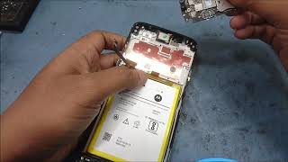 moto e5 plus Keeps restarting (stuck on moto logo) issue 100% solved