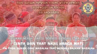 PASUKAN MERAH MENYANYIKAN LAGU INDONESIA RAYA BUKTI CINTA DAN TAAT NKRI HARGA MATI