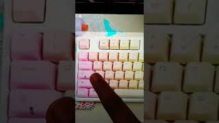 DO NOT BUY THIS KEYBOARD