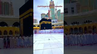 Madina wo hai ke kaba bhi sajda karta hai #kaba #madina #sajda #shortsfeed #makkah #short