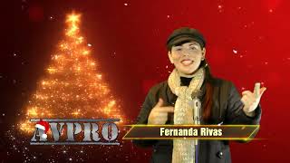 Fernanda Rivas presentando Video Navideño AVPRO 2022