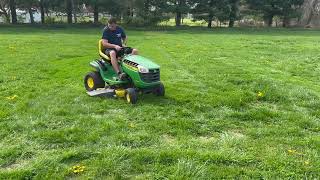 John Deere D140 Lawn Mower