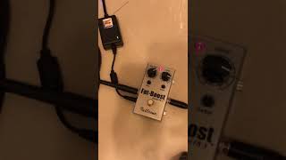 Fulltone USA Fat Boost Model FB-3 Demo with DC supplied power