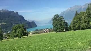 22 SR. " Chemin de Saint-Jacques, Étape 6 Brüningpass - Interlaken: Le lac de Brienz ".