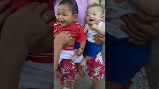 Ang dalawa cute sarap tawa  yan