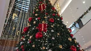 EL ARBOL DE NAVIDAD GRANDE DEL CENTRO COMERCIAL  MALLPLAZA BUENAVISTA