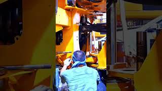 it moves better in hyper mode #youtube #heavyequipment #mechanic #youtubeshorts #reels