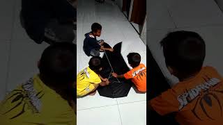 layangan#viral#shotsvideo#azmi punya#sikembar#