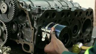 CYLINDER BLOCK PISTON REMOVAL & INSTALLATION