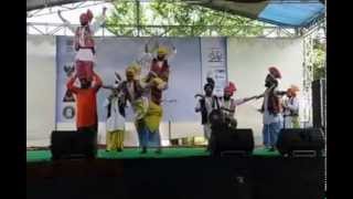 Bhangra Folk Dance Performance, di Pesantren Tebuireng