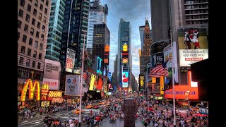 The overly chaotic beauty of Times Square in New York City