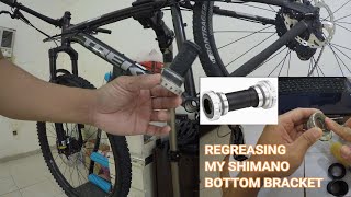 REGREASING MY SHIMANO BOTTOM BRACKET