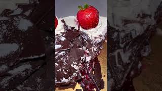 Most #satisfying #moistcake #chocolatecake #strawberry #sweet #dessert #beta #shorts #viral #video