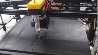 Automated Glue Dispencing