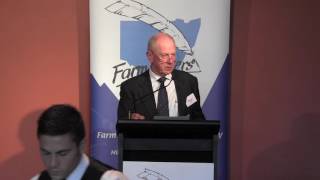 Farm Writers life member Stuart Hutton speaking at the 50th Birthday