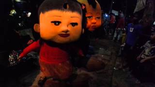 BONEKA LUCU HEBOHKAN WARGA SURABAYA -Shot with NX 3000