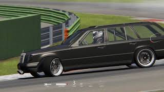 Mercedes Benz W124 Wagon Drift Version by Uncle M ( with Holger Bums in cockpit)