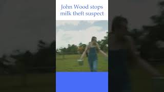 John Wood stops milk theft suspect. #blueheelers #90stv  #nostalgia #aussietv #gocsysclassics