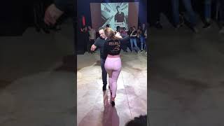 Ephrem J - Completamente Enamorados Bachata - Romantic Social Dance - Pablo & DJ Ari