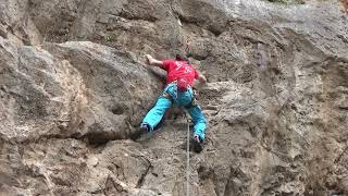 Hoca Cepte 5c+, VI Tırmanıcı: Erdal Akdeniz KAYNAKLAR KAYA TIRMANIŞI Rock Climbing Turkey