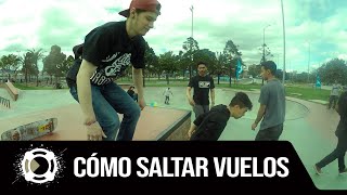 Cómo reducir el impacto en gaps y escaleras saltando en Skateboarding