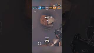 Clutching a 1v4 | #rainbowsixsiege