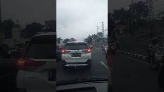 Jalan Raya puncak km 80,Tanggal 1 desember Arus balik ke jakarta#shorts