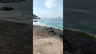 Cuidado para não cair ao chegar na Pedra da Lua.