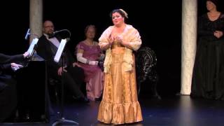 Leila Chalfoun, soprano en Nelly Melba interprète l'air de Tosca de Puccini