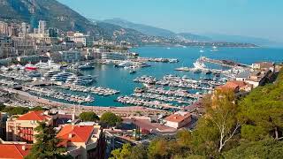 MONACO, UNE BEAUTÉ. La vue depuis la place d'armes