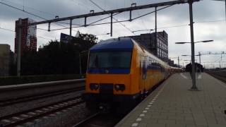 NID/DDZ 7625 vertrekt van Nijmegen