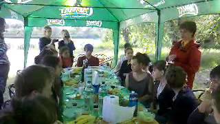 Picnic lop 11 a truong 57 Kiev.Co giao dan do