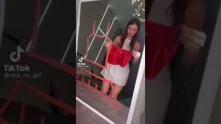 Outfit change challenge on TikTok ! Most creative one so far