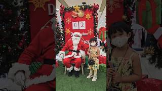 Here comes Santa Claus 🥰 #shorts #santaclaus #merrychristmas #meet #youtubeshorts #foryou