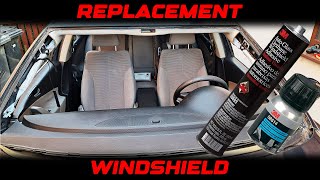 EASY REPLACEMENT OF THE WINDSHIELD WITHOUT SPECIAL TOOLS