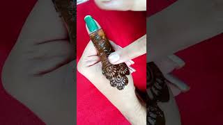 Negative mehndi design ||reverse mehndi design ||lovely fingers mehndi designs #shorts #ytshorts