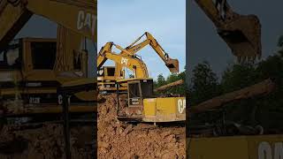 Heavy Equipment Excavator CAT At Work Part 18