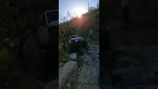 Bella Jeep Girl - Rock Crawling - That's How you Do It!