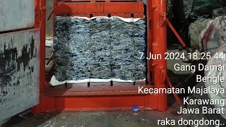 mesin press petbotol plastik otomatis 90×60 kapasitas 200kg/ball wa..085780777780 #machine #welding