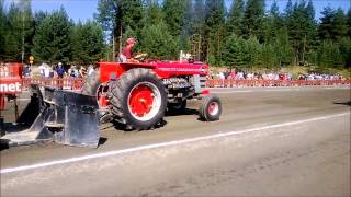 MF 1150 tractor pulling