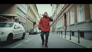 Mr.Busta Ft. Funktasztikus, Essemm, Fura Csé, Ak26, Awful, Maxbeard - Hennessy