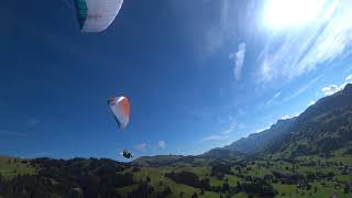 Synchronized flying in Gstaad