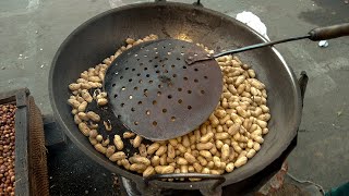 FRIED PEANUTS | ROAD SIDE PEANUT FRY | PEANUT FRY WITH COOKING SAND COOKING METHOD | street food