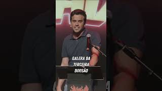 Surpreso com os Comediantes de Terceira Divisão