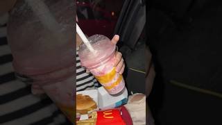 Que nota você daria a esse milkshake de morango da McDonald’s?