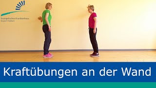 Ambulante Rehabilitation: Kraftübungen an der Wand