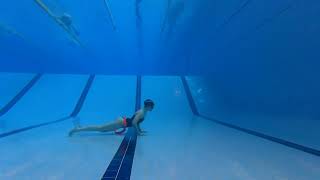 Yoga underwater 🤪💙