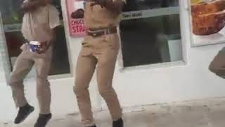 SCHOOL BOYS BABY SHARK JAMAICA DANCE (BABY SKANK)